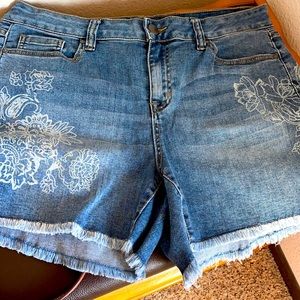 New Lane Bryant Denim Shorts 12